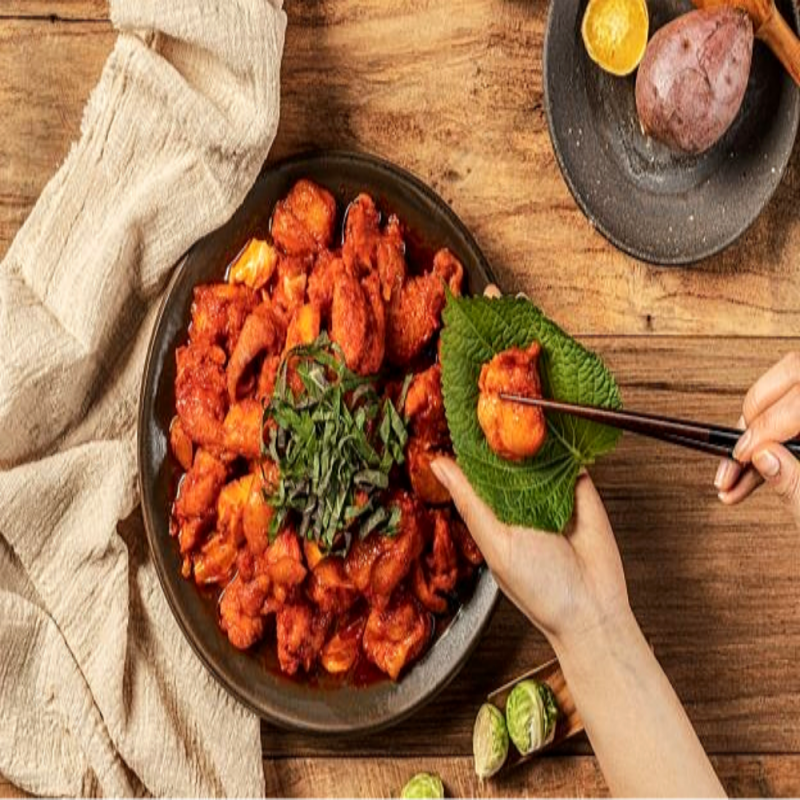 강원더몰,라이브특가 [우정춘천닭갈비 500g] 2인분 양념 닭갈비 국내산 닭고기 간편식 캠핑요리