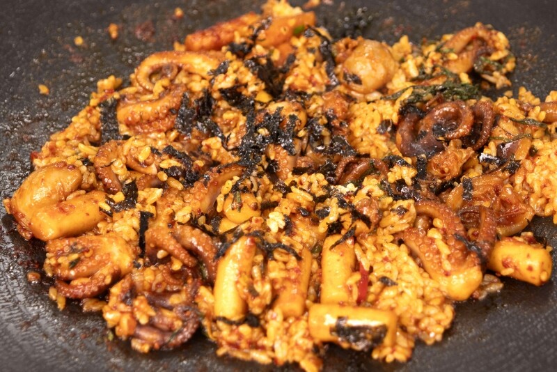 강원더몰,라이브특가 [강릉댁 봉봉쭈꾸미 600g] 매콤 탱글 양념 쭈꾸미 볶음 밀키트